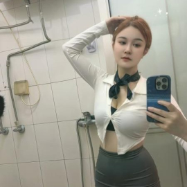 美乳风情御姐