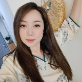 新迎气质少妇媛媛老师