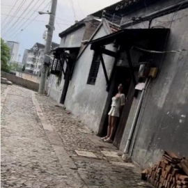 苏州甪直古镇扫街