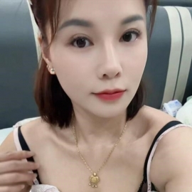 滨江性感丰满大嫂