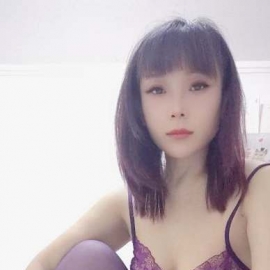 紫韵娇小少妇