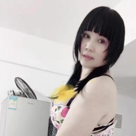 熟女很骚，态度热情，全套服务