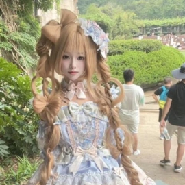 07年百变萝莉小妹妹